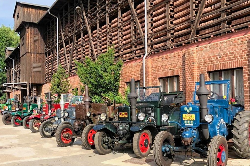 Alte Ziegelei In Niederw Rschnitz Wird Zum Mekka Historischer Traktoren