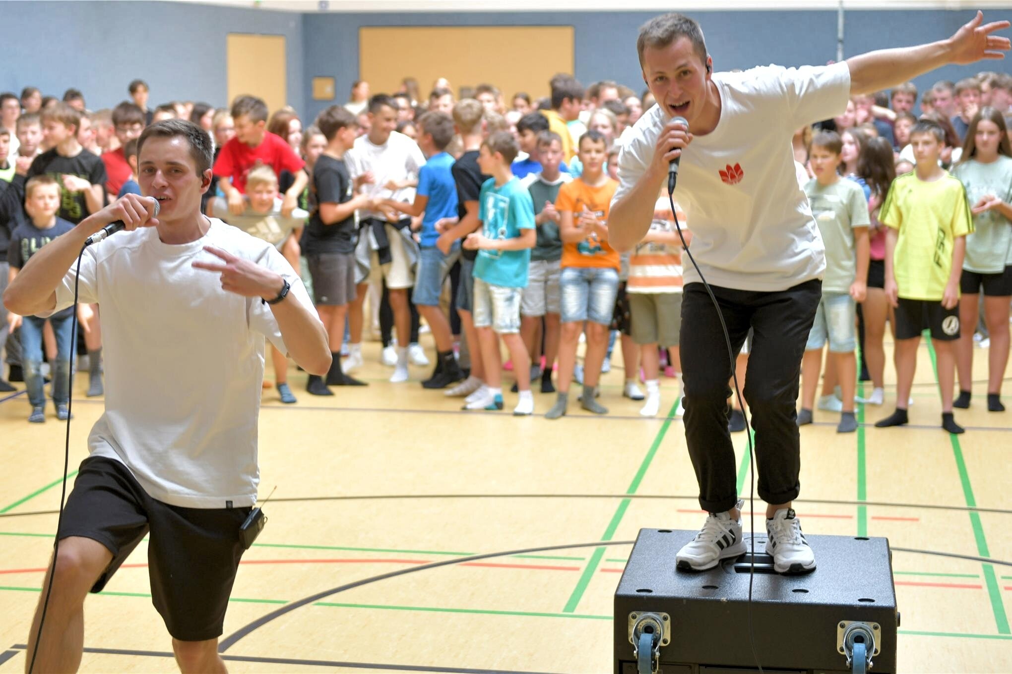 Hip Hop Anstatt Mathe Duo Tibro Rappt In Oberschule Niederbobritzsch