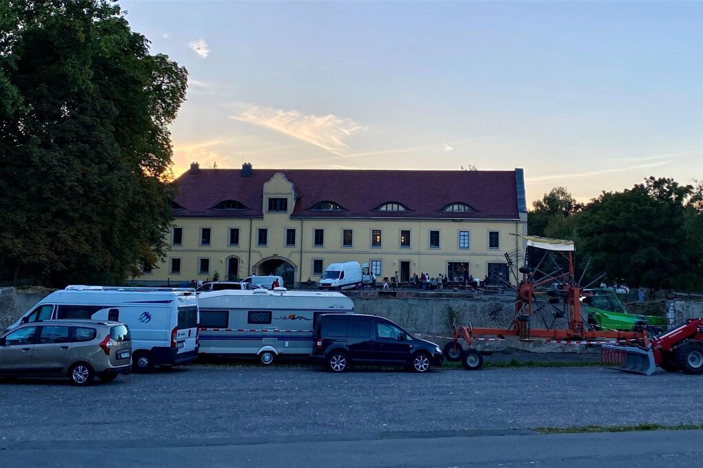 Polizei L St Reichsb Rgerparty Im Kreis G Rlitz Auf K Nigreich