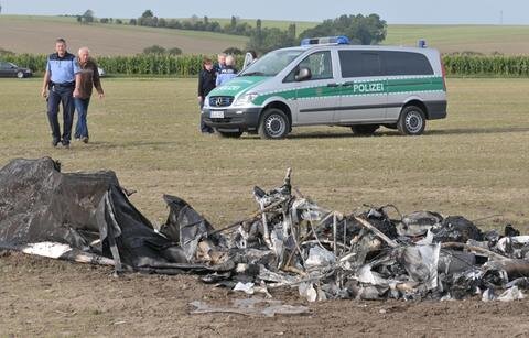 <p>
	Das Flugzeug war am Morgen vom Flugplatz im Wilsdruffer Ortsteil Mohorn gestartet.</p>
