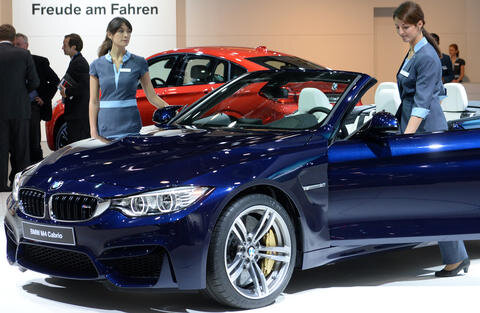 <p>
	Seit Samstag ist die Leipziger AMI für alle Interessierten geöffnet. Insgesamt sind 50 Neuvorstellungen angekündigt. Hier das neue M4 Cabrio von BMW.</p>
