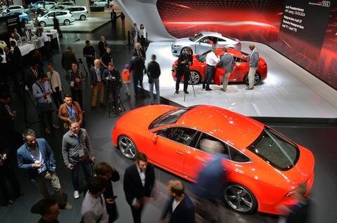 <p>
	Der neue Audi S7 Sportback (vorn) feiert am Freitag auf der Automesse Weltpremiere, der TTS (hinten) Deutschlandpremiere.</p>
