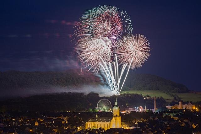 <p>
	Gegen 22:30 Uhr startete gestern das große Feuerwerk als Abschluss der Annaberger Kät.</p>
