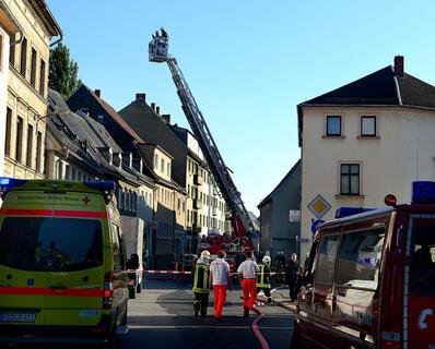 <p>
	Ein Großeinsatz der Feuerwehr hat am Mittwochabend in der Innenstadt von Frankenberg Schlimmeres verhindert.</p>
