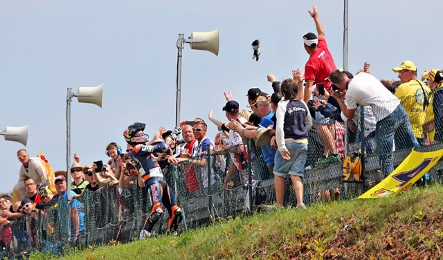 <p>Im Folgenden weitere Bilder vom Sachsenring am Sonntag ...</p>
