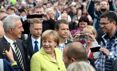<p>
	Zwei Tage vor der Landtagswahl reiste Bundeskanzlerin Angela Merkel ins Erzgebirge. Der letzte Besuch eines Bundeskanzlers liegt schon 16 Jahre zurück. Damals kam Helmut Kohl nach Annaberg-Buchholz.</p>
