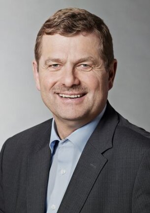 <p>
	Frank Heidan (CDU)</p>
