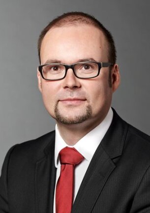 <p>
	Christian Piwarz (CDU)</p>
