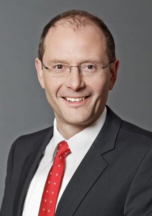 <p>
	Markus Ulbig (CDU)</p>
