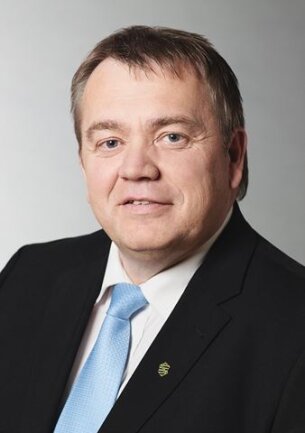 <p>
	Frank Hirche (CDU)</p>
