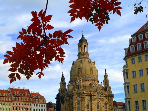 <p>
	Herbst in Dresden</p>
