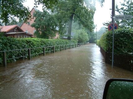 Die überflutete Wasserstraße in Chemnitz.
