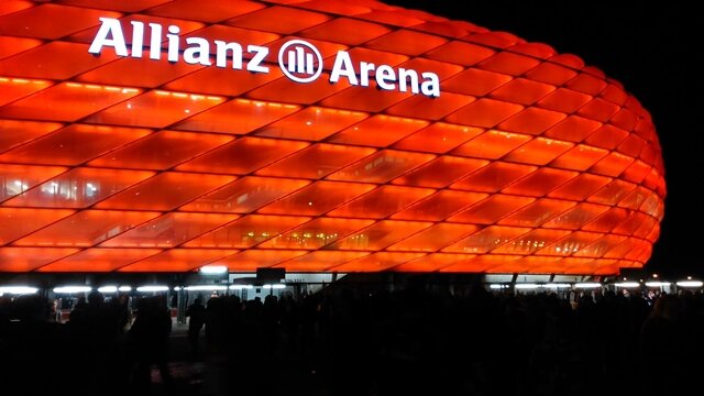 <p>
	Die Allianzarena in München beim Spiel Bayern gegen Leverkusen</p>
