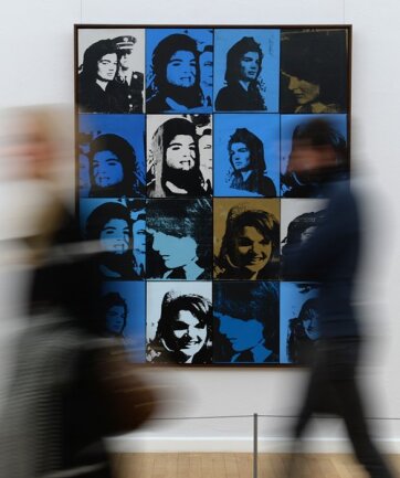 <p>
	Warhol sei ein außergewöhnlich mutiger Künstler gewesen mit „dem klarsten und genauesten Blick“, sagte Museumschefin Ingrid Mössinger am Freitag, einen Tag vor der offiziellen Eröffnung.</p>
