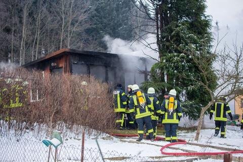 <p>
	Als die Feuerwehr Marienberg eintraf, brannte das Gebäude bereits vollständig.</p>
