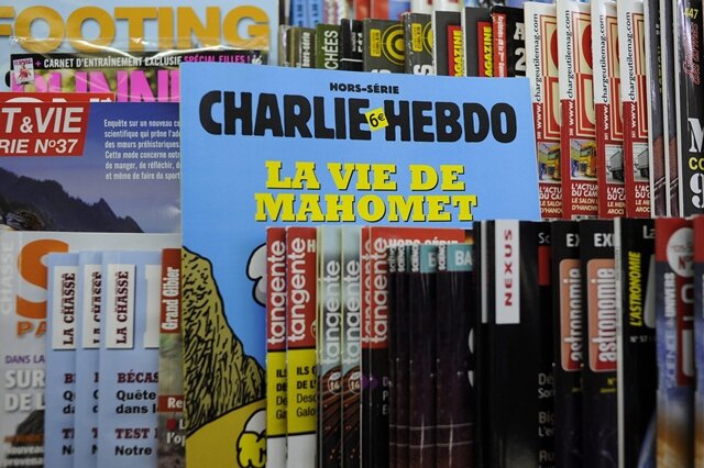 <p>
	Erst am Mittwoch war die aktuelle Ausgabe von «Charlie Hebdo» erschienen. Das Titelbild des Wochenmagazins zeigt den Schriftsteller Michel Houellebecq, der derzeit mit dem Roman «Soumission» (Unterwerfung) über Frankreich unter einem islamischen Präsidenten für Furore sorgt. Der Roman erschien ebenfalls am Mittwoch.</p>
