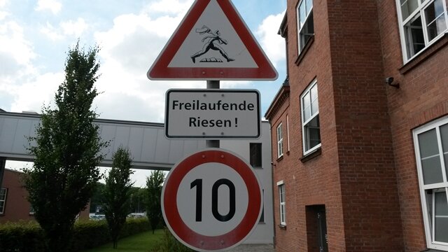 <p>
	Schild an der Nudelfabrik in Riesa.</p>
