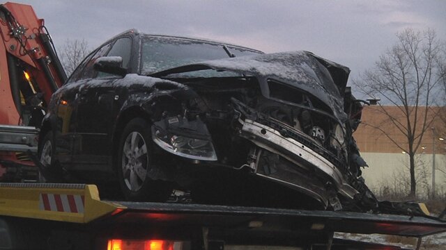 <p>
	Der Fahrer eines Audi verlor aus bisher unbekannter Ursache die Kontrolle über sein Fahrzeug.</p>
