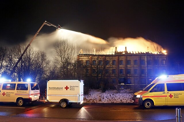 <p>
	Das leerstehende Gebäude an der Rochlitzer Straße brannte bereits zum wiederholten Male.</p>
