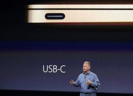 <p>
	Statt der Computeruhr hat Apple am Montag ein neues Notebook angekündigt. Das neue Macbook sei auch an der wuchtigsten Stelle nur 13,1 Millimeter dick und damit rund ein Viertel dünner als das aktuelle Macbook Air, sagte Marketingchef Phil Schiller in San Francisco.&nbsp;</p>
