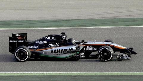 <p>
	Force India: Das Team machte in der Winterpause mit Finanznöten Schlagzeilen. Die Inder sagten Testfahrten ab, da sie das neue Auto nicht fertig hatten. Laut Medienberichten, weil sie Rechnungen nicht mehr zahlen konnten. Bei den letzten Tests kam der neue Wagen zum Einsatz.</p>
