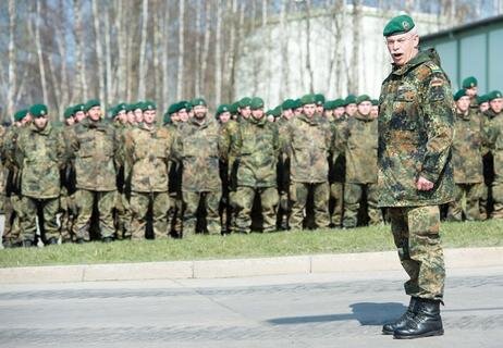 <p>
	Die Übung basiert auf dem neuen Speerspitzen-Konzept der Nato. Soldaten sollen binnen kürzester Zeit auf einen Auslandseinsatz vorbereitet werden.</p>
