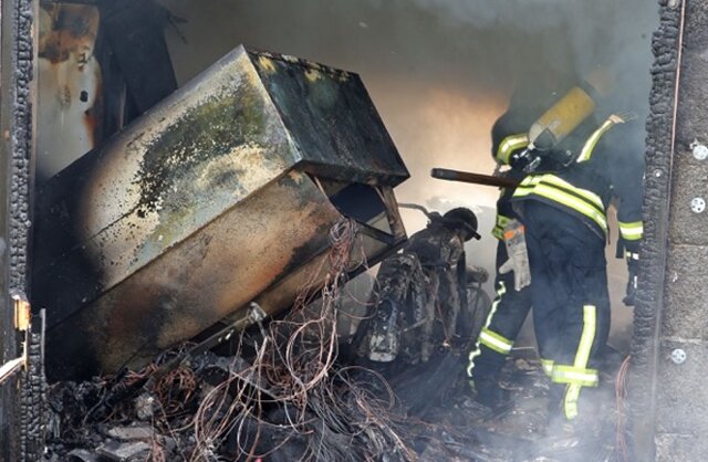 <p>
	Am Fliederweg in Wernsdorf ist am Mittwochnachmittag eine Garage in Brand geraten.</p>
