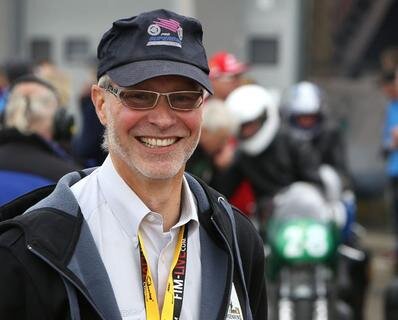<p>
	Rennleiter Gerd Lapat aus Hohenstein-Ernstthal ist auch bei der Moto GP der Chef.</p>
