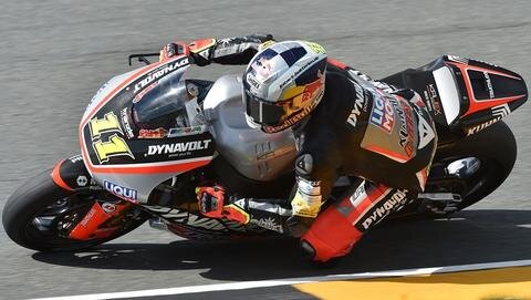 <p>Der deutsche Moto2-Fahrer Sandro Cortese vom Team Dynavolt Intact GP während des freien Trainings auf der Strecke.</p>
