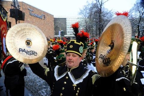 <p>
	Die Bergparade in Chemnitz.</p>
