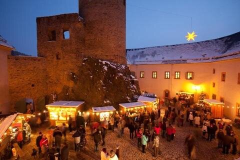 <p>
	Weihnacht auf Burg Scharfenstein.</p>
