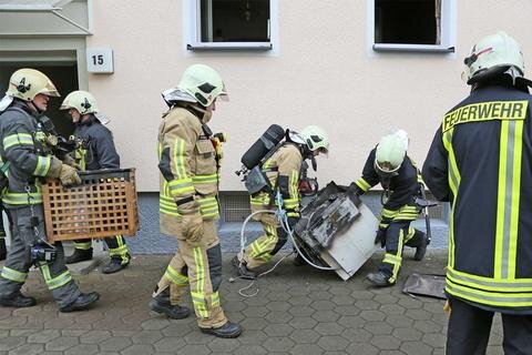 <p>
	Wegen eines Brand ist die Feuerwehr in Zwickau am Montag an die Maxim-Gorki-Straße ausgerückt.</p>
