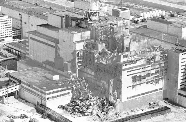 <p>
	<strong>1986: </strong>Tschernobyl-Unglück – In dem ukrainischen Atomkraftwerk kommt es am 26. April zur Kernschmelze. Der Reaktor Block 4 explodiert und radioaktiver Staub verbreitet sich in ganz Europa. Die Region ist bis heute unbewohnbar, Mensch und Natur kämpfen mit den Spätfolgen.</p>
