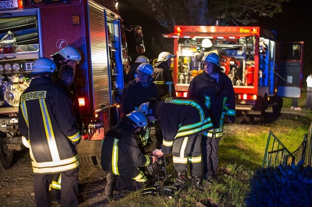 <p>
	Die Feuerwehren aus Freiberg und Kleinwaltersdorf waren mit insgesamt 5 Fahrzeugen und 20 Einsatzkräften vor Ort.</p>
