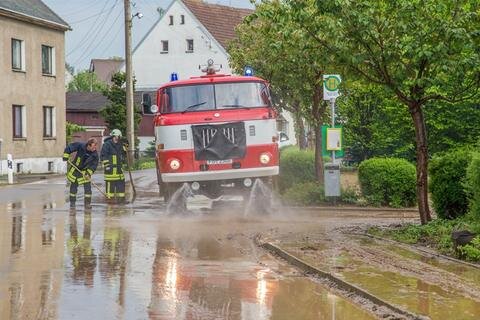 <p>
	Im Einsatz waren rund 20 Kameraden der Freiwilligen Feuerwehr Oberbobritzsch.</p>
