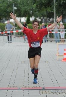 <p>
	Der Sieger des Marathons: Gabriel Noutary vom Ringerclub Chemnitz. Er benötigte 2:49:17 Stunden.</p>
