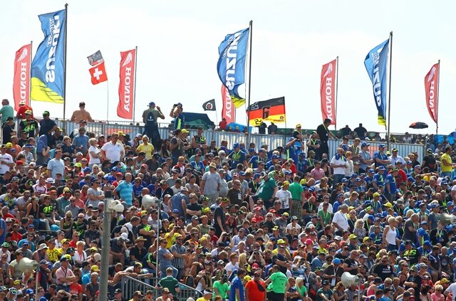 <p>Im Folgenden weitere Bilder vom Sachsenring...</p>
