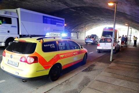 <p>Laut Polizeiangaben wollte ein 49 Jahre alter Mann mit seinem Opel von einer Grundstückszufahrt auf die B 169&nbsp; fahren und stieß dabei mit einem Renault zusammen.</p>

