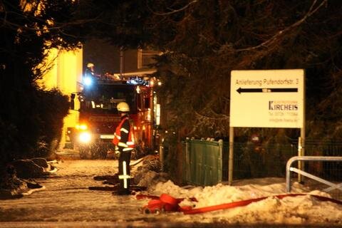 <p>Die Feuerwehr Flöha und auch die FFW Falkenau waren im Einsatz bei dem Brand.</p>
