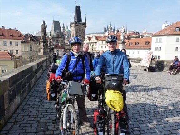 <p>März 2013: Prag. Hier war Sebastian Engel noch mit seinem Vater unterwegs.</p>
