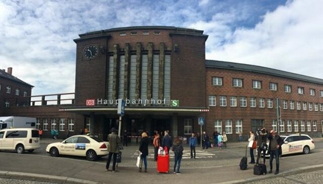 <p xmlns:php="http://php.net/xsl">Der am Donnerstagmorgen gefundene herrenlose Koffer am Zwickauer Hauptbahnhof entpuppte sich als harmlos.</p>

