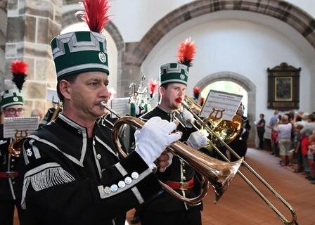 <p><br />
Zum Berggottesdienst in St. Wolfgang haben Bergmusikanten aufgespielt.</p>
