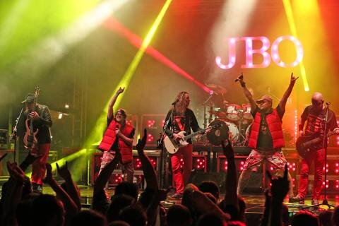 <p>Zum Abschluss am Freitagabend rockten schließlich J.B.O. die Bühne am Hauptmarkt.</p>
