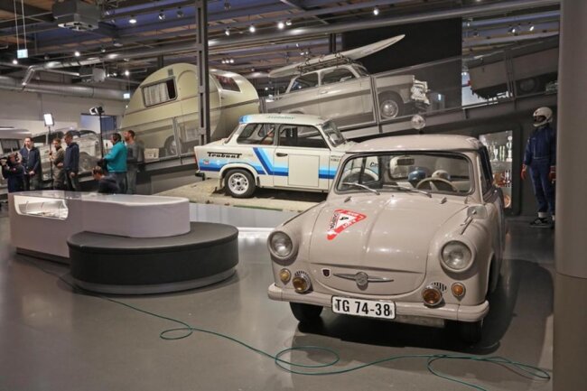 <p>Auf 3000 Quadratmetern wird im Zwickauer Museum ab kommender Woche die Entwicklung des Fahrzeugbaus aufgezeigt.</p>
