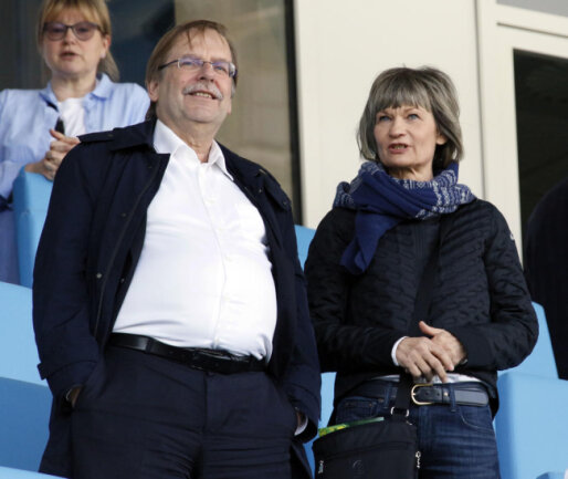 <p>DFB-Vize-Präsident Rainer Koch und die Chemnitzer Oberbürgermeisterin Barbara Ludwig waren ebenfalls im Stadion.</p>
