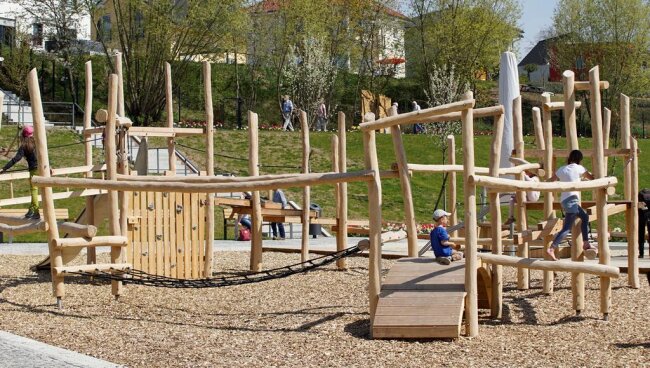 <p>Mehrere Spielplätze für jedes Alter sind im Rahmen der Baumaßnahmen entstanden.</p>
