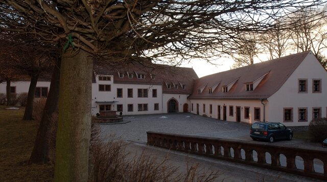 <p>Der vom Landkreis Mittelsachsen beabsichtigte Verkauf des Schlosses an den Investor Rolf Leube aus Dresden gestaltet sich offensichtlich schwierig.&nbsp;</p>
