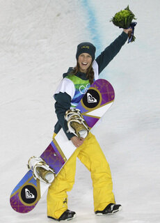 Holte Gold mit dem Snowboard in der Halfpipe:  Torah Bright aus Australien.