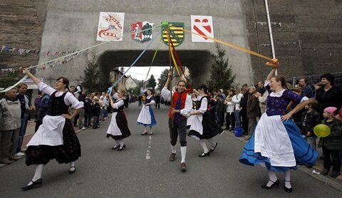 Die Jugendtanzgruppen der Musik- und Kunstschule "Ottmar Gerster" zeigten Tänze aus ihrem Repertoire. 