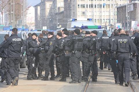 <p>
	Die Polizei zeigte starke Präsenz in Chemnitz.</p>
